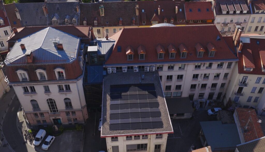 Installation photovoltaïque de 25 kWc pour la CCI des Hautes-Alpes à Gap